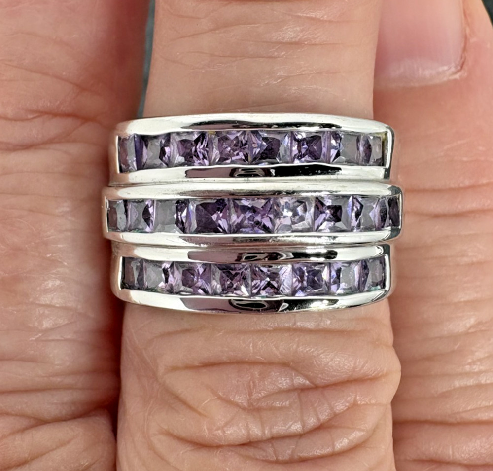 PDI Precious Designs Inc Bold Multi Row Ring Purple Princess Cut Size 8 VGUC